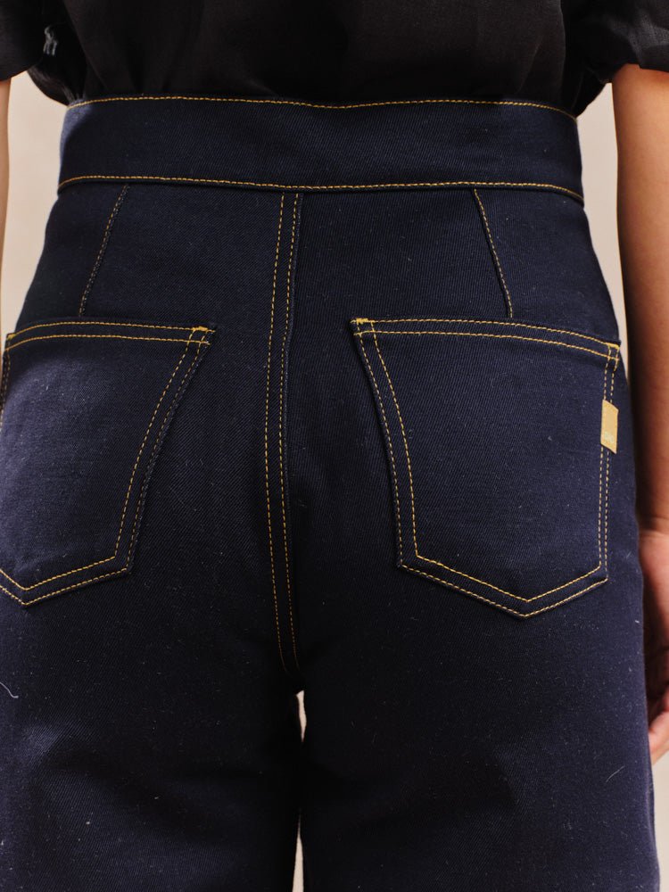 Jeans Lili femme coupe large coton et lin bio close up arrière made in france