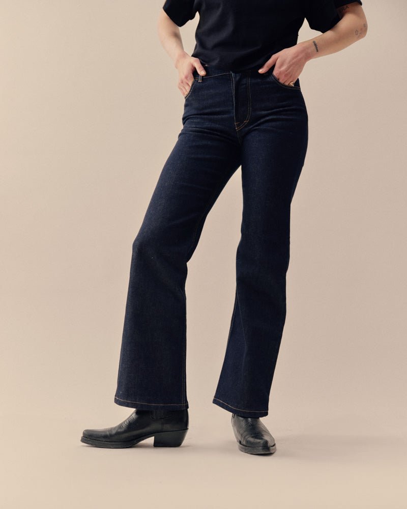 Jeans Diesel de la taille 36, de couleur bleu de denim