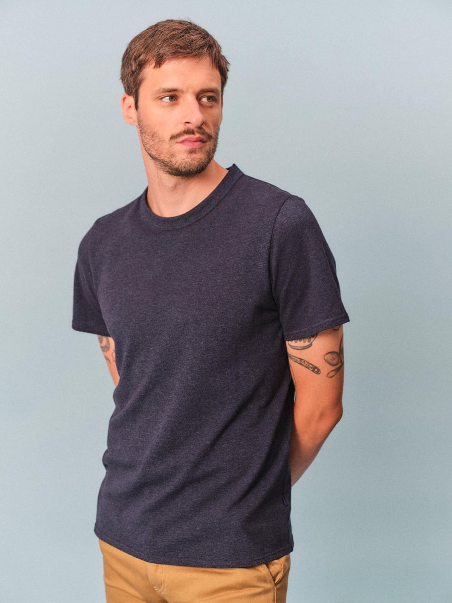 T-shirt Homme Col Rond Côtelé | Léger, Respirant, Séchage Rapide | Couleur Unie | Idéal Comme Sous-vêtement Ou Crop Top