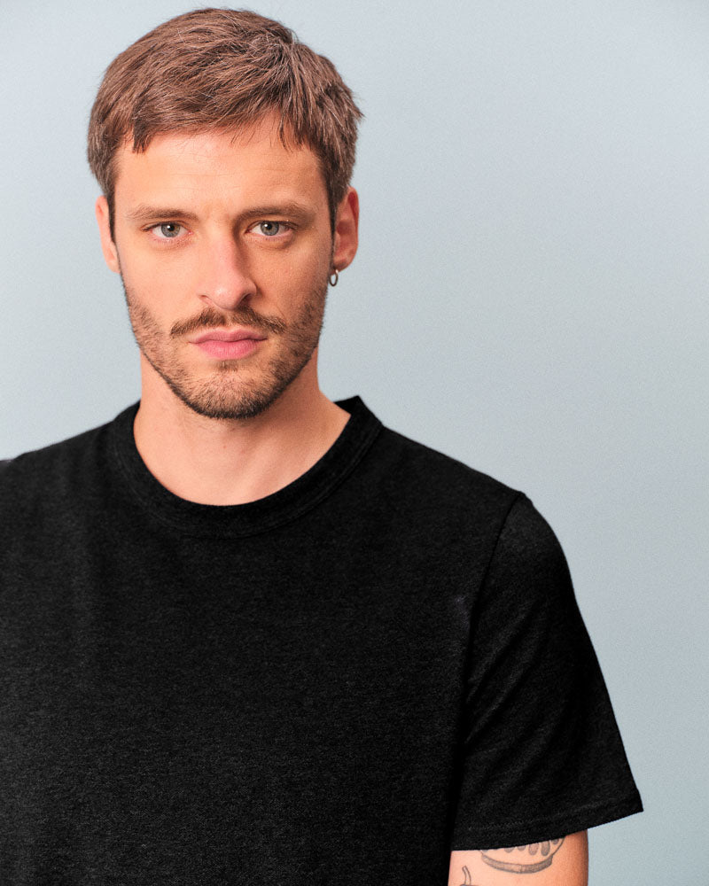 T-shirt Romain Noir col rond coton polo made in France detail devant