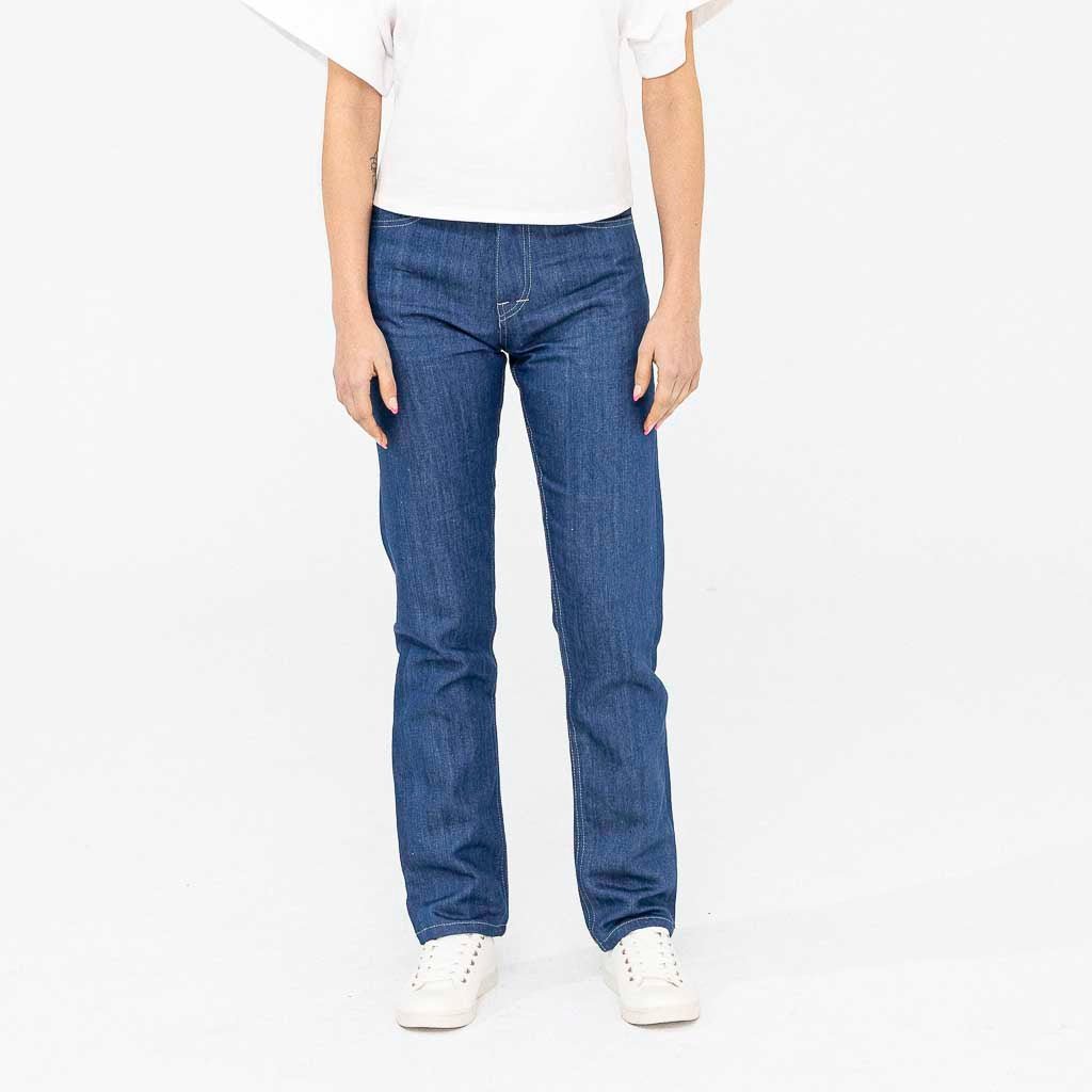 Jeans en lin bleu clair taille haute pour femme t shirt coton biologique blanc fabriqué en France