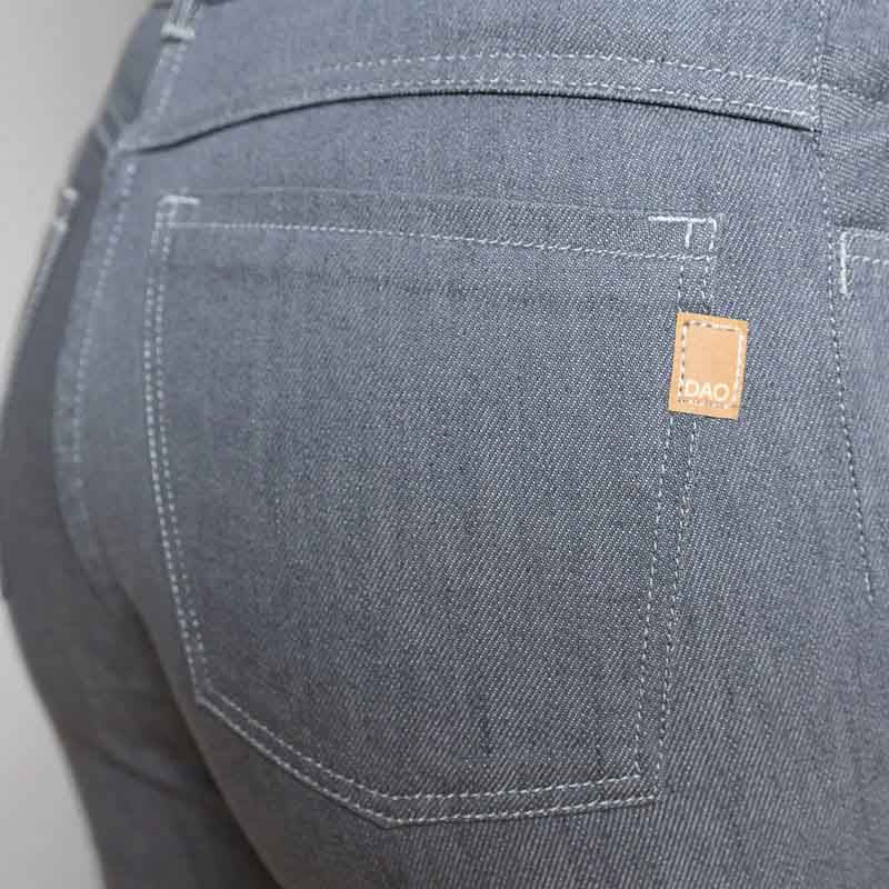Detail poche arriere jeans dao femme gris taille haute elasthane made in France