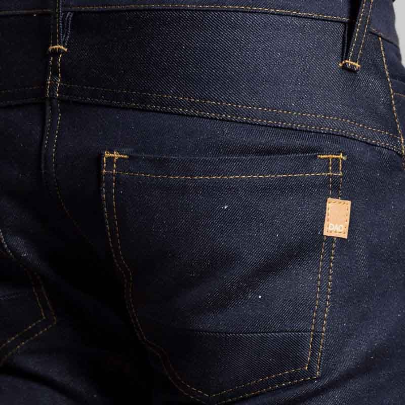 Detail pantalon jeans en lin brut Dao pour homme demi slim eco responsable
