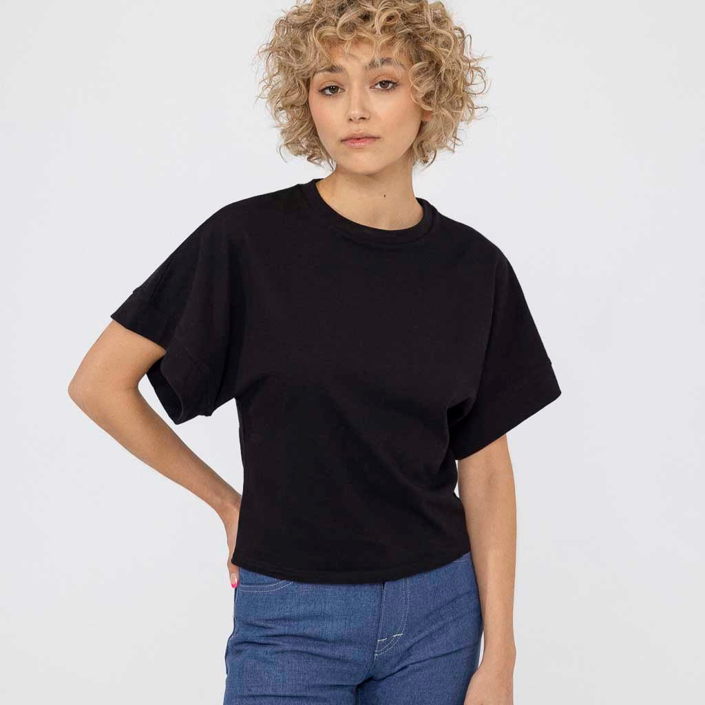 T-shirt femme coupe ample noir tricoté et fabriqué en France